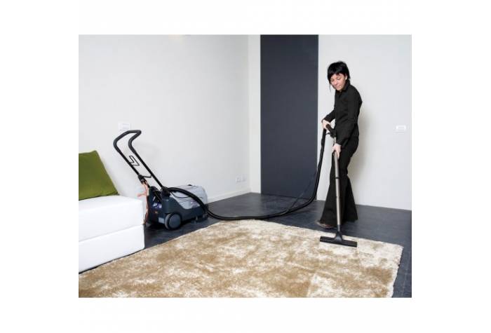 اسکرابر دستی CA331 با ابعاد مناسب برای شستشوی محیط های کوچک